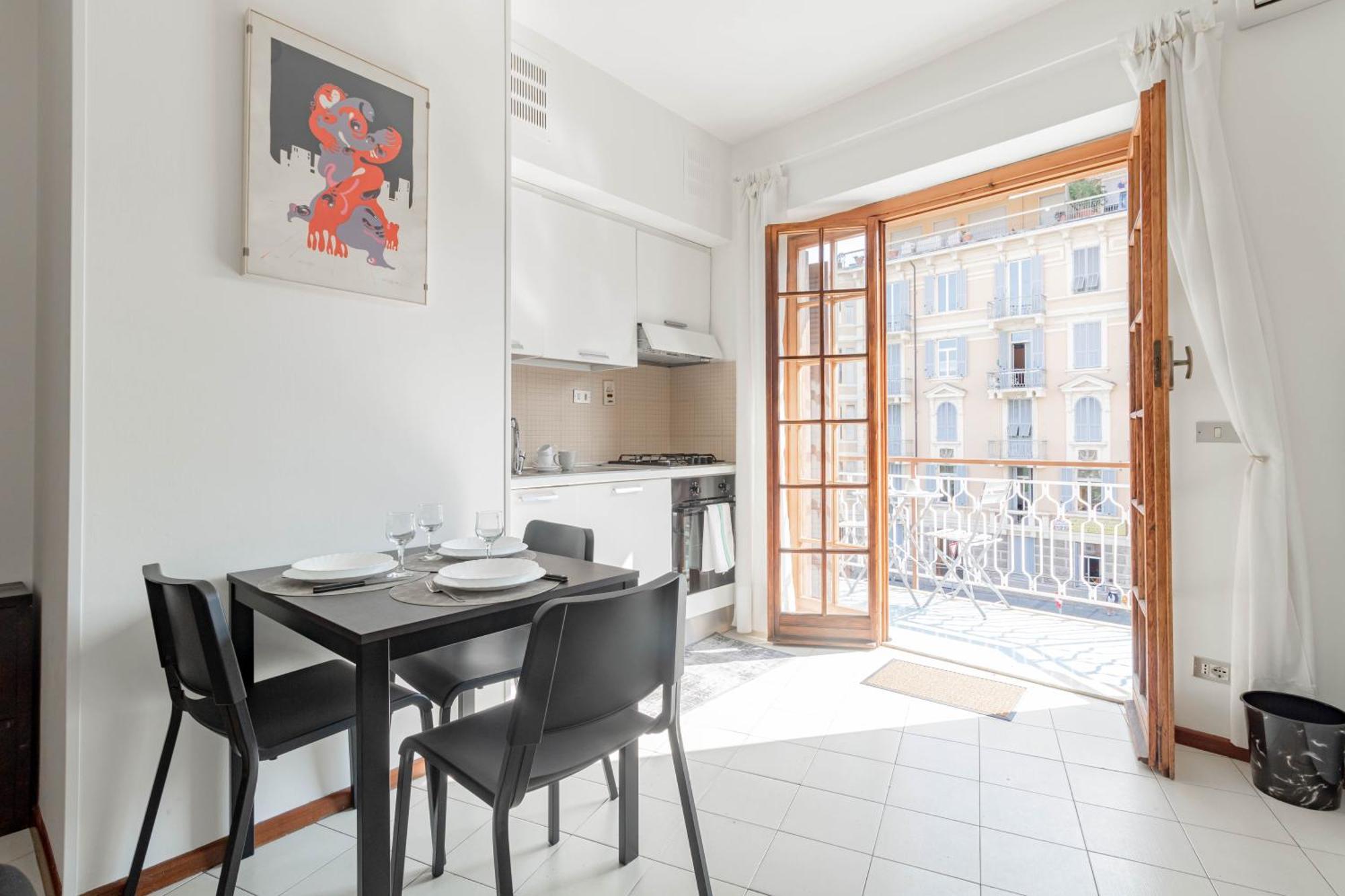 H11 Casa Tecla Centro-Mare Apartment Sanremo Luaran gambar