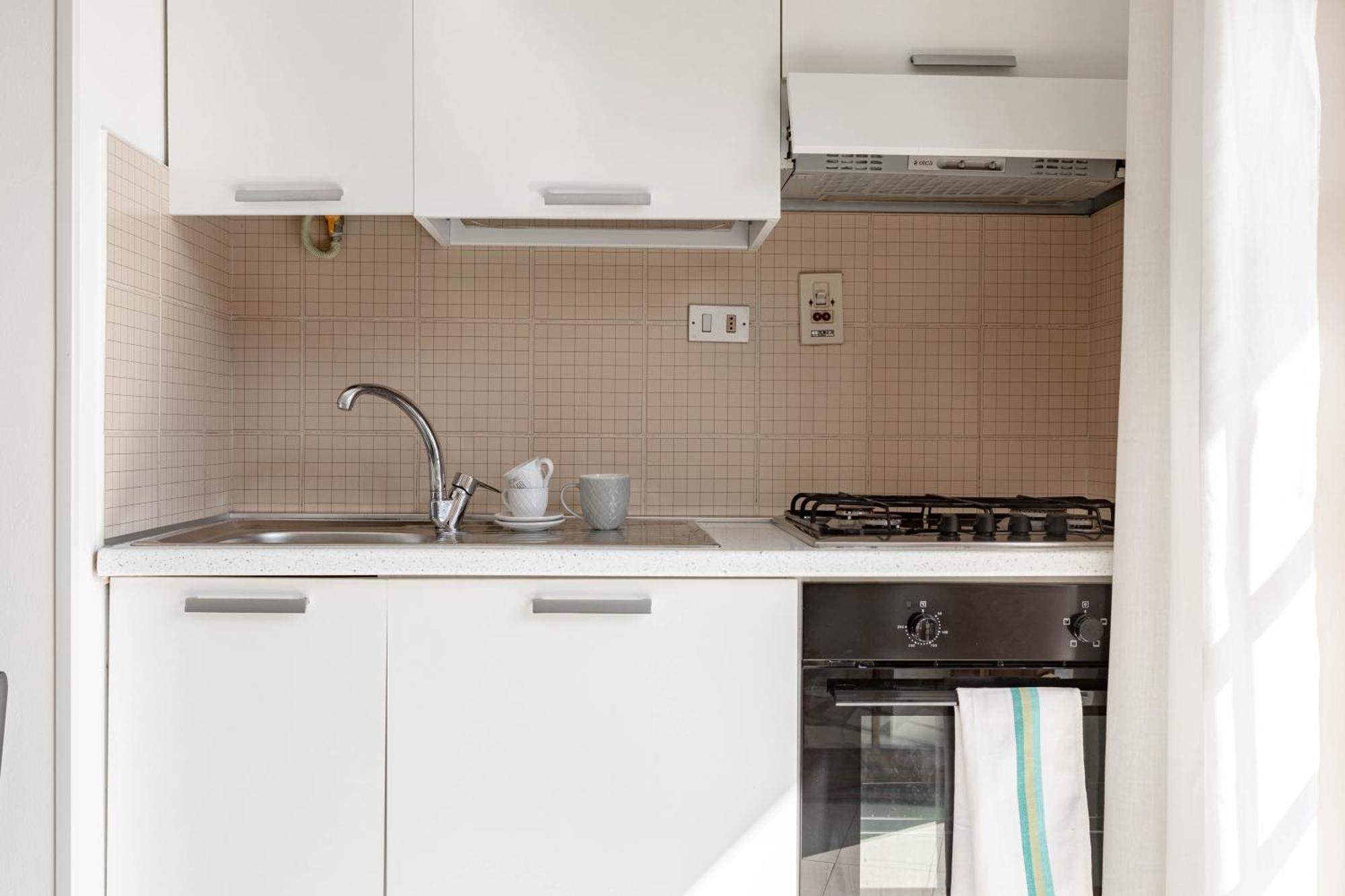H11 Casa Tecla Centro-Mare Apartment Sanremo Luaran gambar
