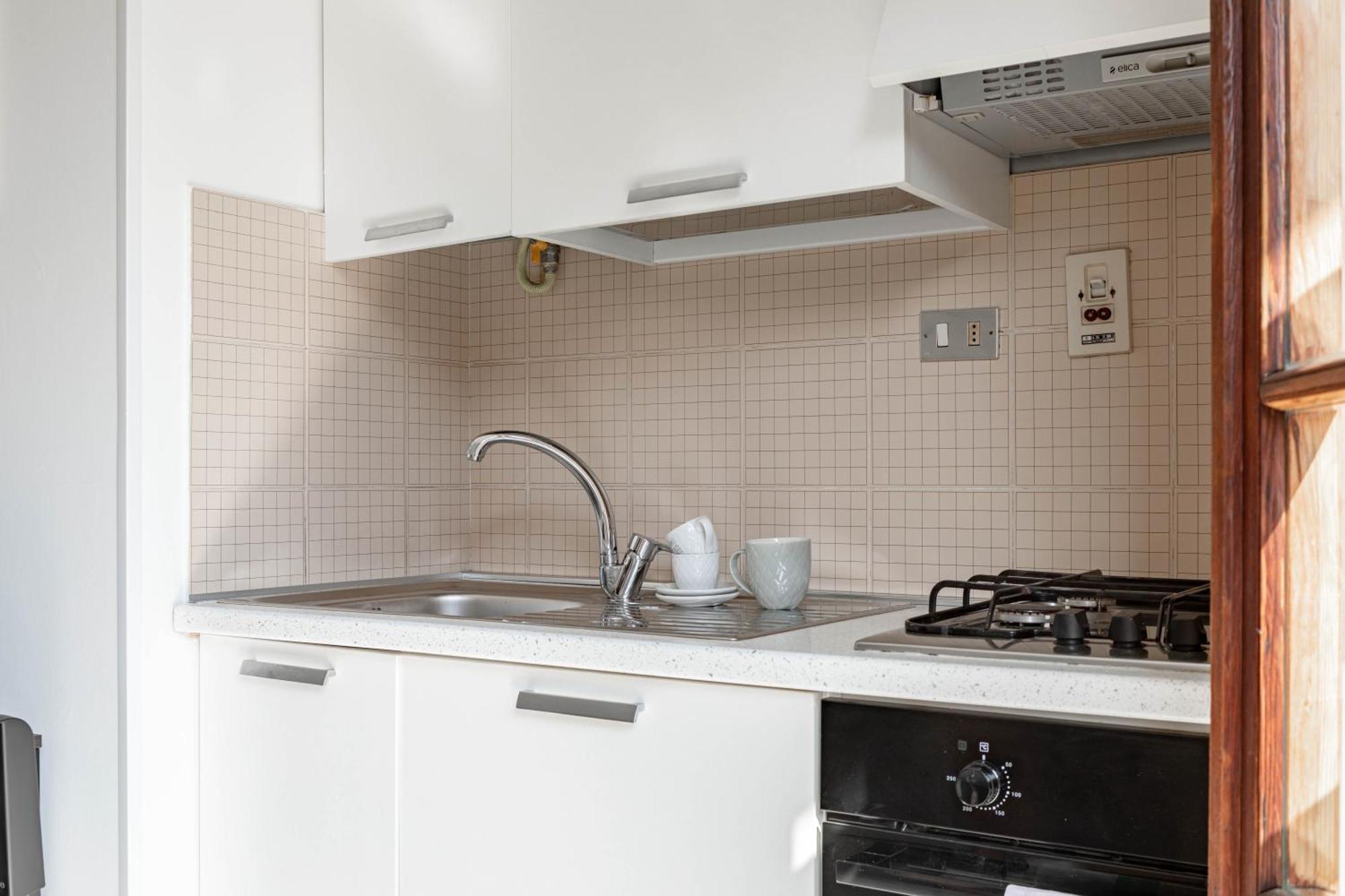 H11 Casa Tecla Centro-Mare Apartment Sanremo Luaran gambar